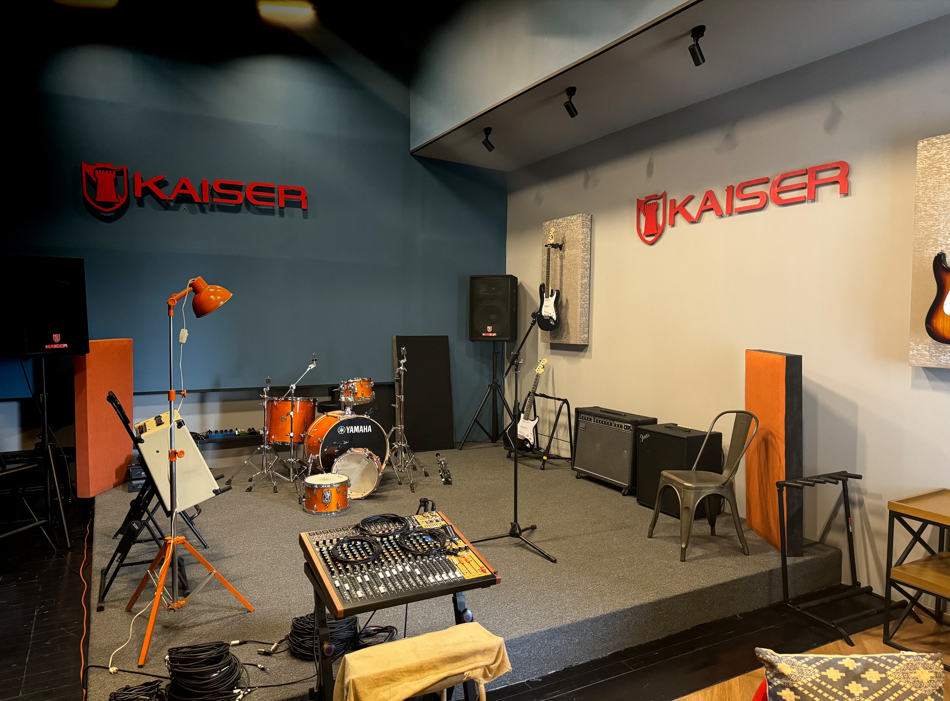 Kaiser Studio 1